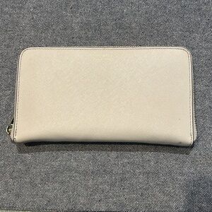 Henri Bendel Continental Wallet Beige
